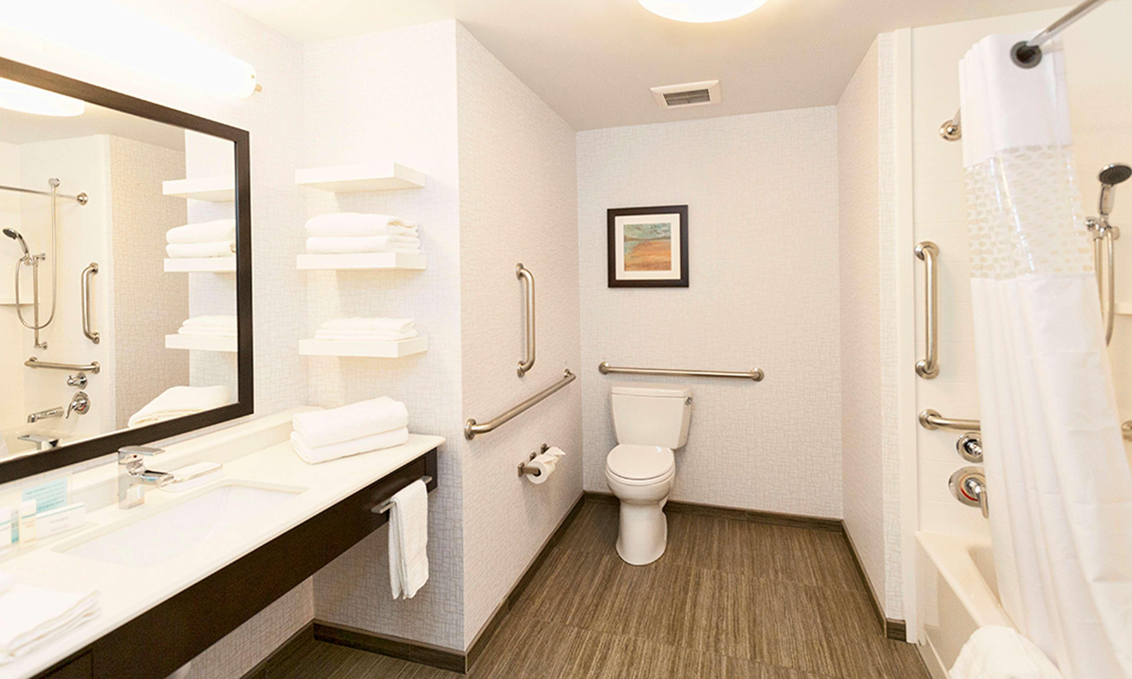 Hampton & North Mn Hotel 3*
